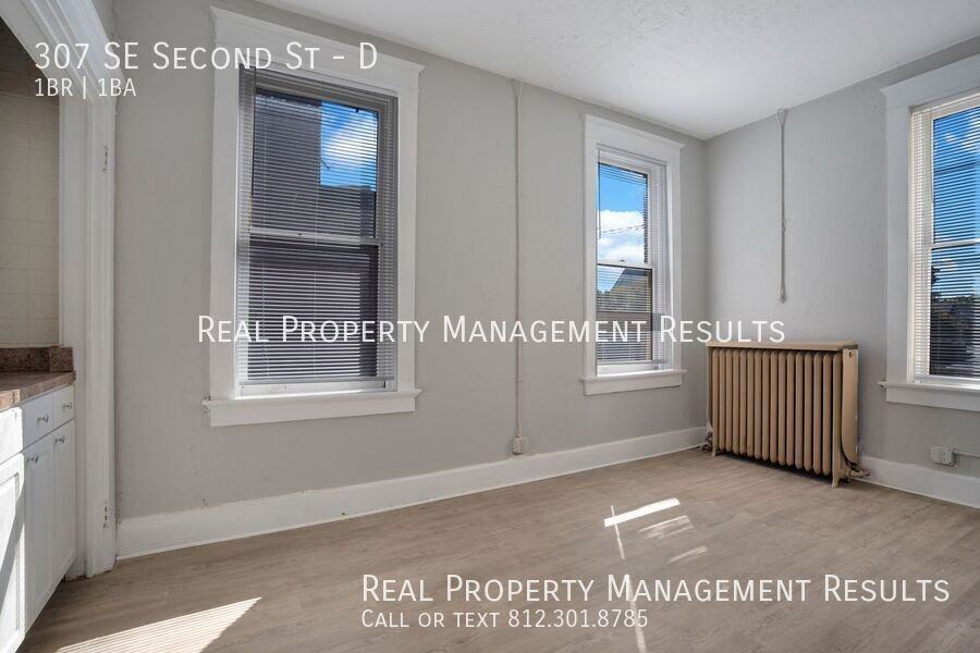 307 Se 2nd St #D - Photo 7 of 14