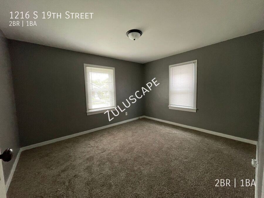 1216 S 19th St - Photo 4 of 9
