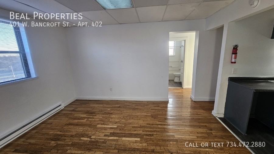 401 W Bancroft St #402 - Photo 2 of 16