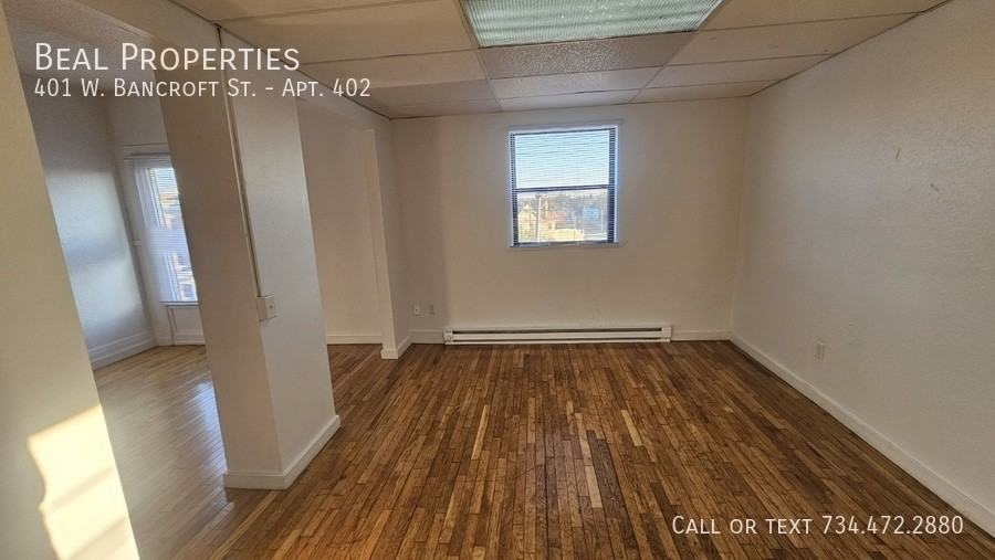401 W Bancroft St #402 - Photo 7 of 16