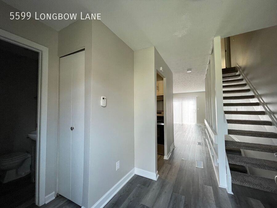 5599 Longbow Ln - Photo 2 of 21