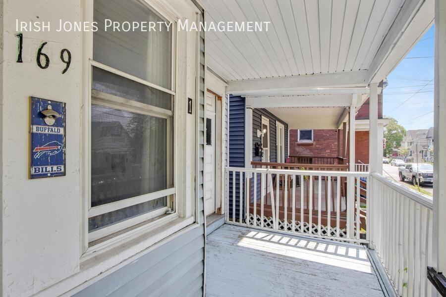 169 Congress St #1RIGHTSIDE - Photo 3 of 18