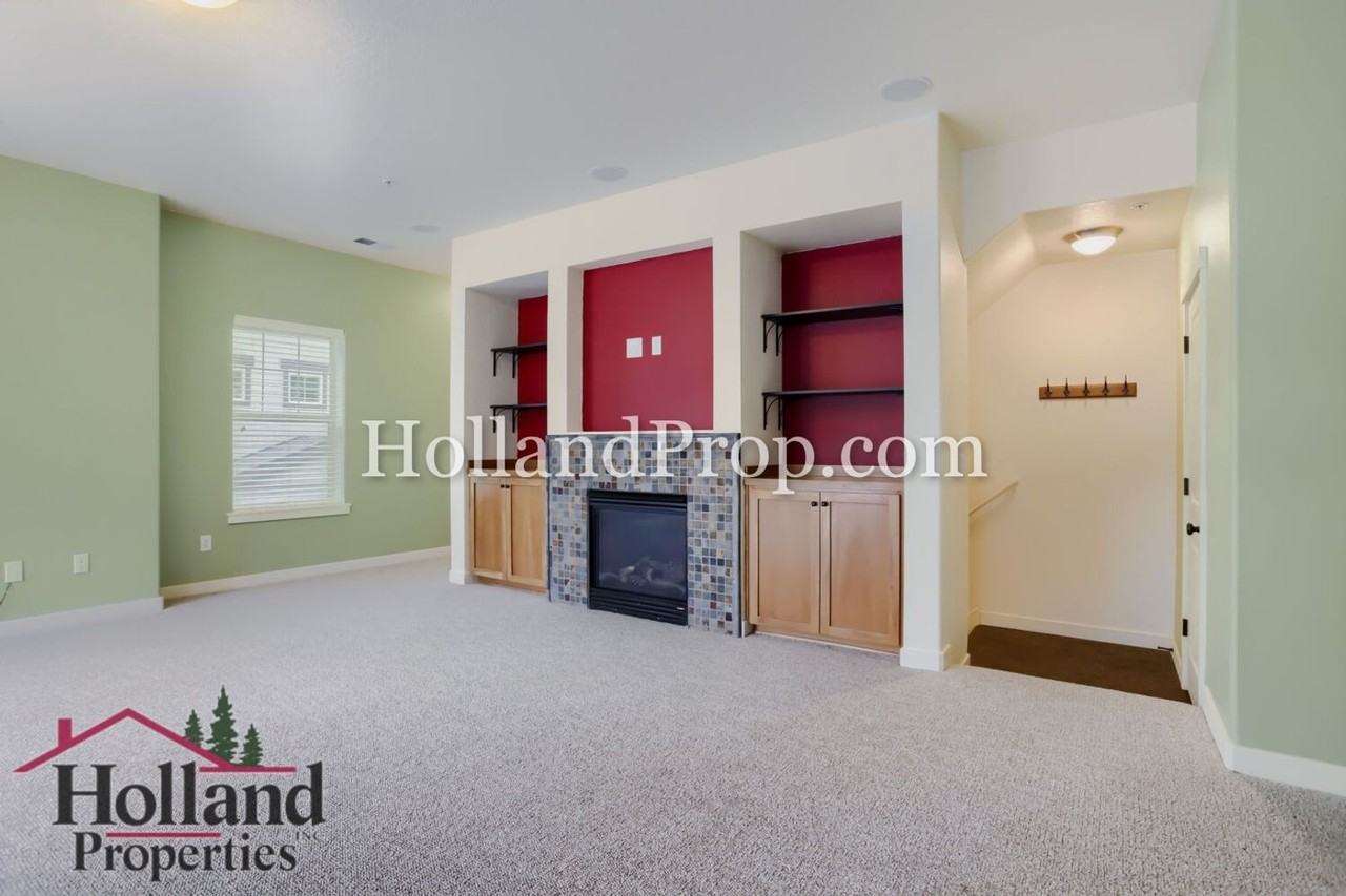 630 Ne Garswood Ln - Photo 6 of 22