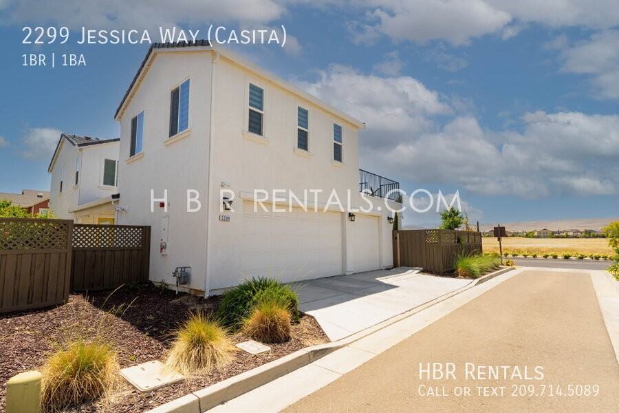 2299 Jessica Way - Photo 3 of 22