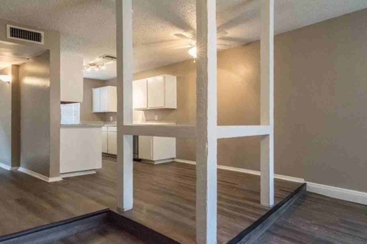 5121 Donnelly Ave - Photo 7 of 16
