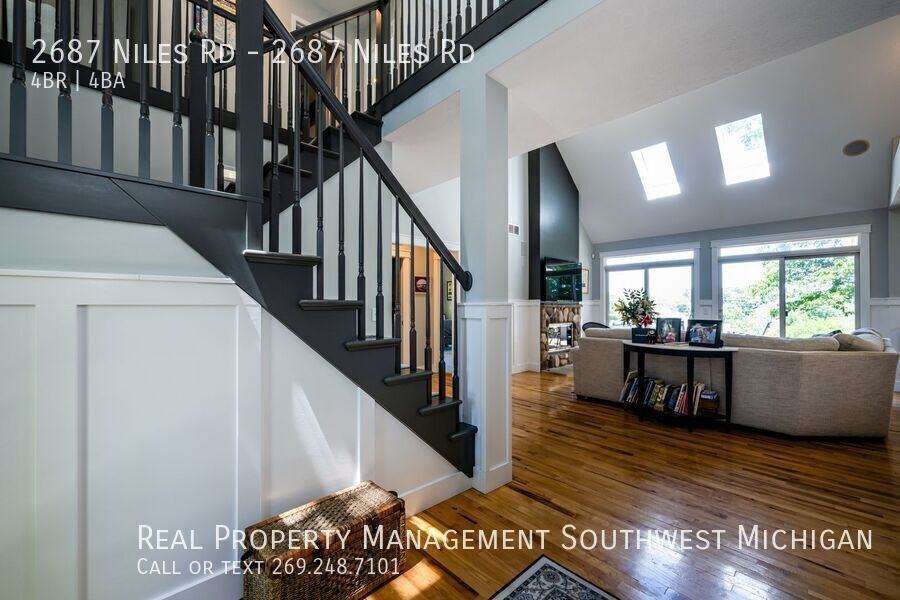 2687 Niles Rd - Photo 4 of 50
