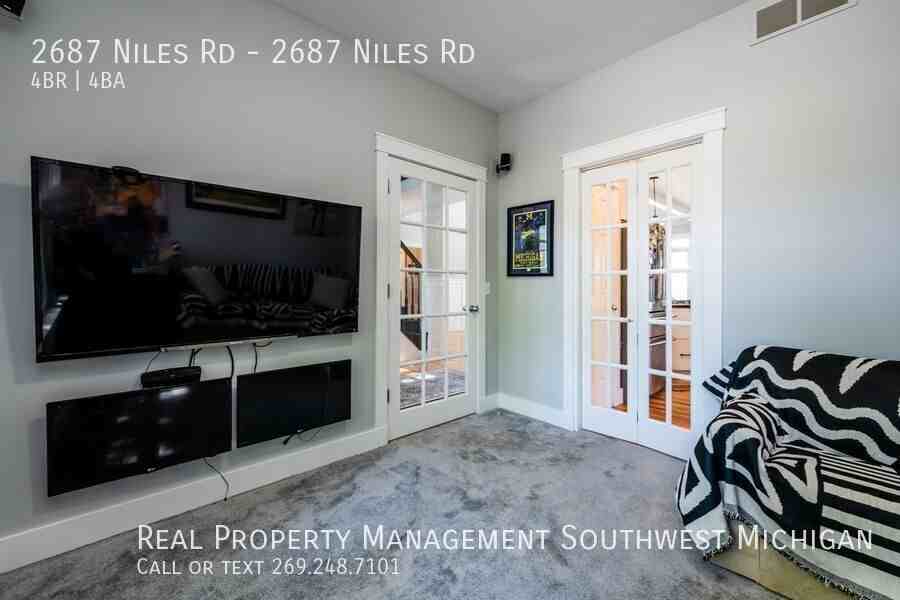 2687 Niles Rd - Photo 6 of 50