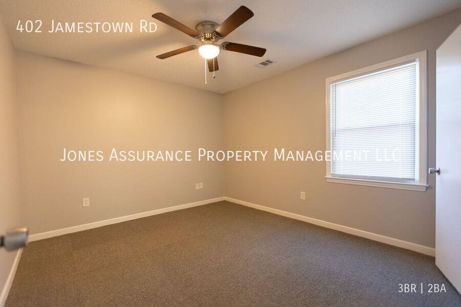 402 Jamestown Rd - Photo 4 of 6