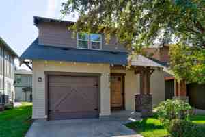 featured image of 433 Ne Irving Ave