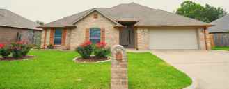 405 Amanda Ct - Photo 1 of 1