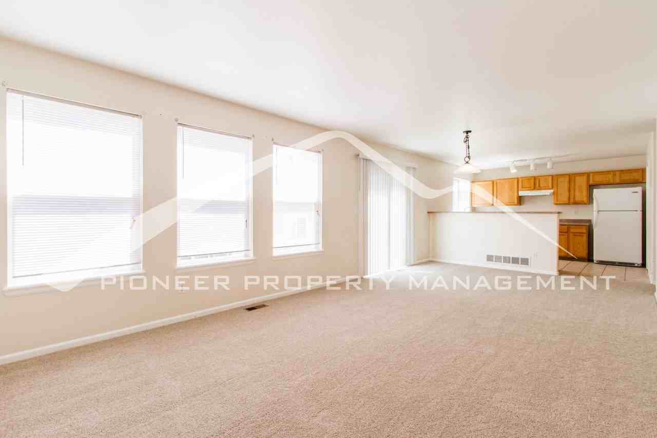8488 Kalamath Ct - Photo 3 of 16