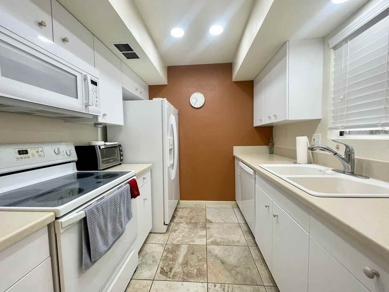 1050 E Ramon Rd #119 - Photo 6 of 19