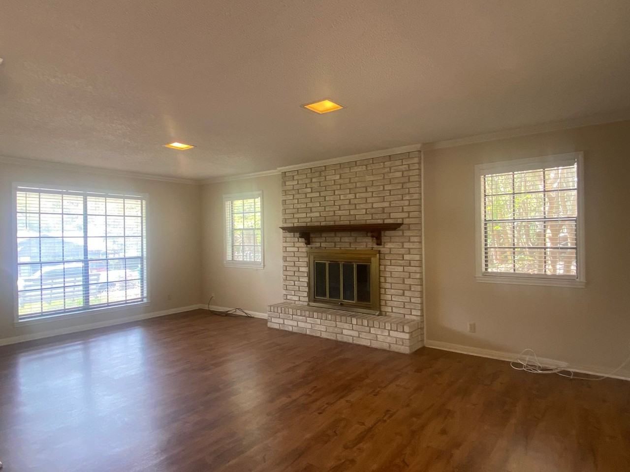 508 E 27th Ave - Photo 4 of 31