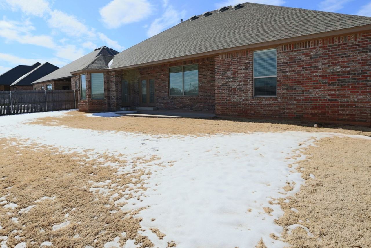 6608 Bentley Dr - Photo 4 of 4
