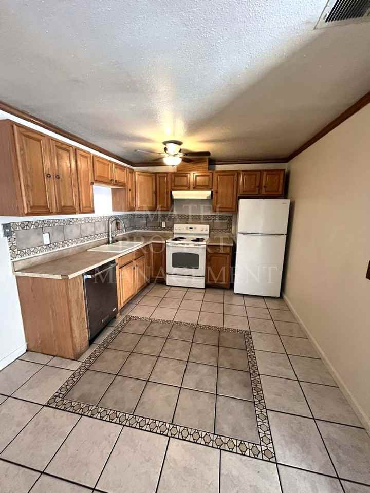 321 Gran Via Ct - Photo 4 of 22