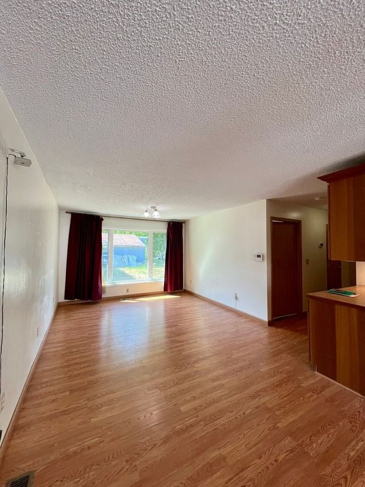 4018 Dunlap Ave - Photo 4 of 14