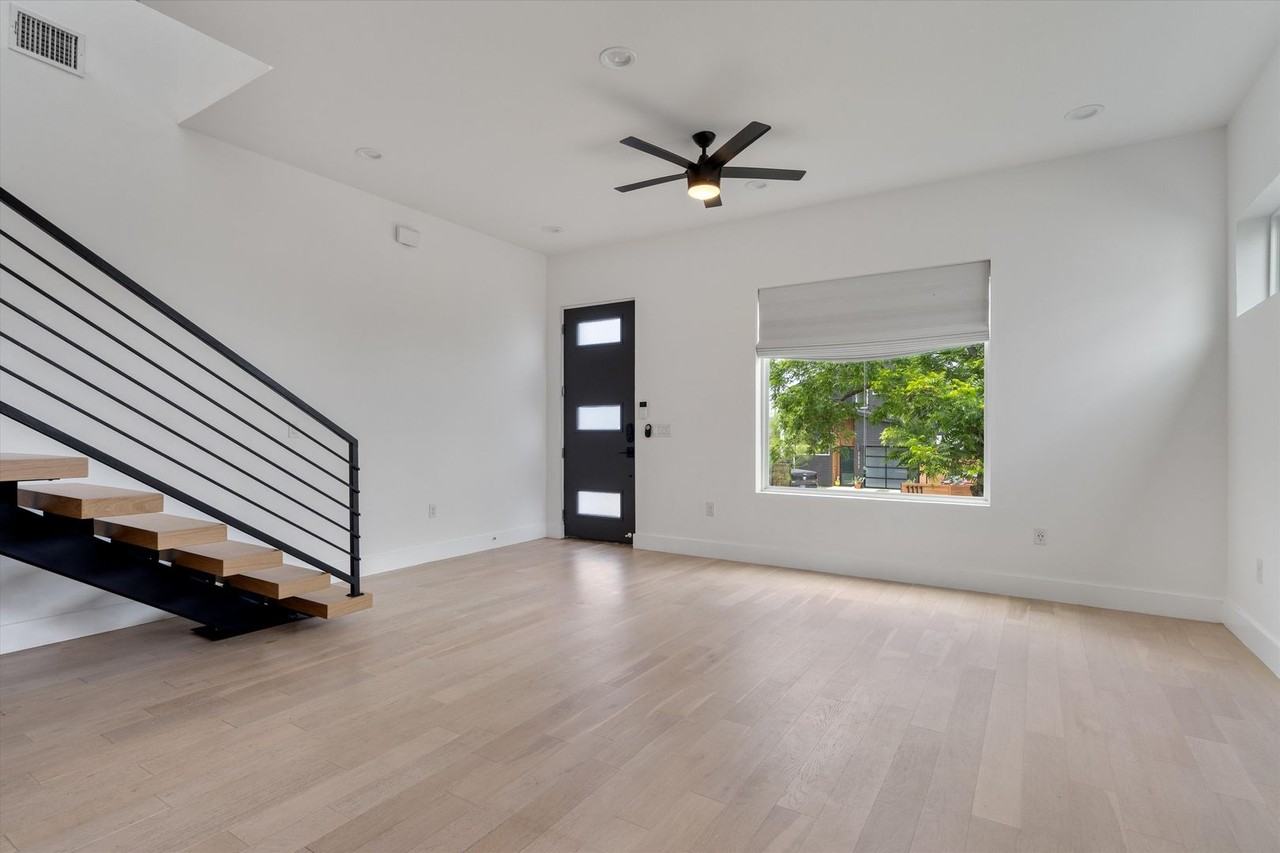 4712 Reyes St #1 - Photo 7 of 44