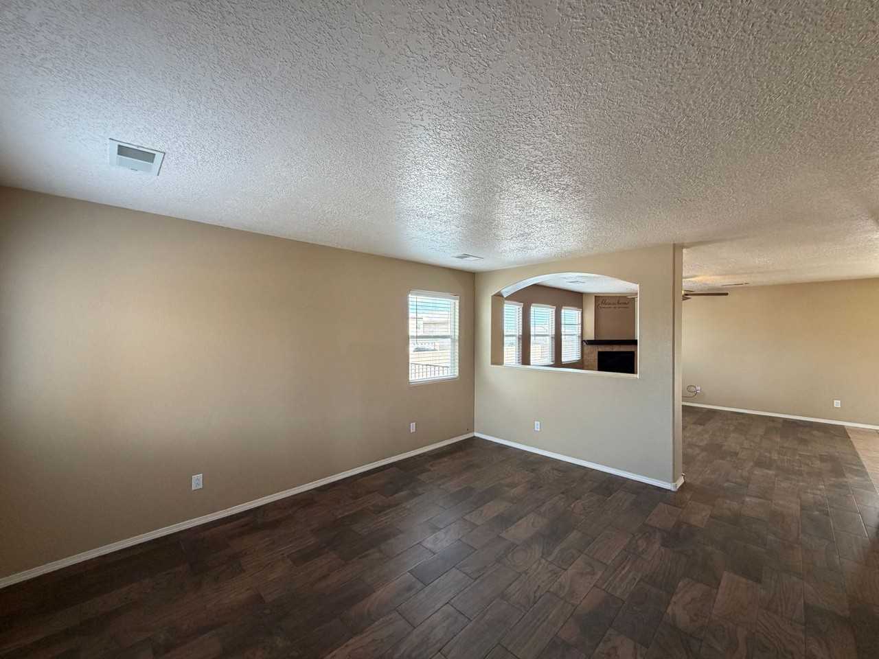 6206 Nacional Rd Nw - Photo 5 of 45