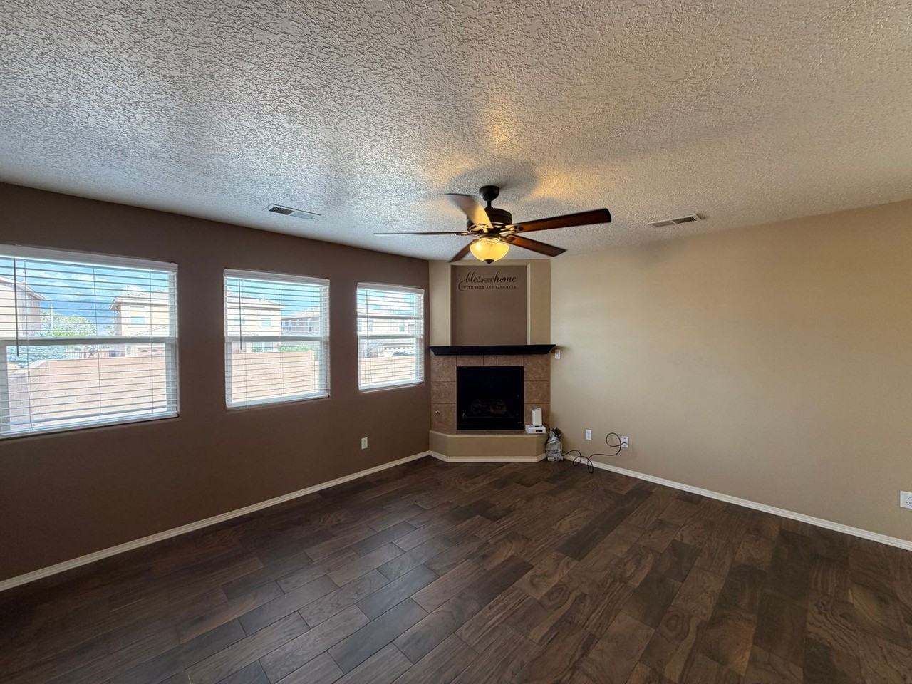 6206 Nacional Rd Nw - Photo 7 of 45