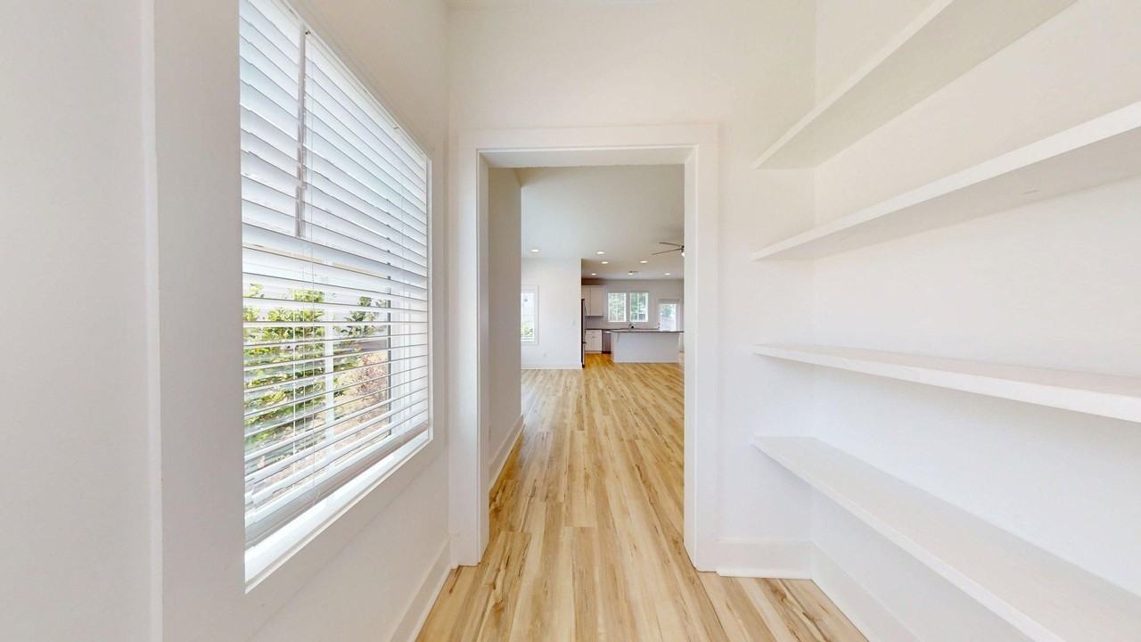 577 Piper Ave - Photo 2 of 16