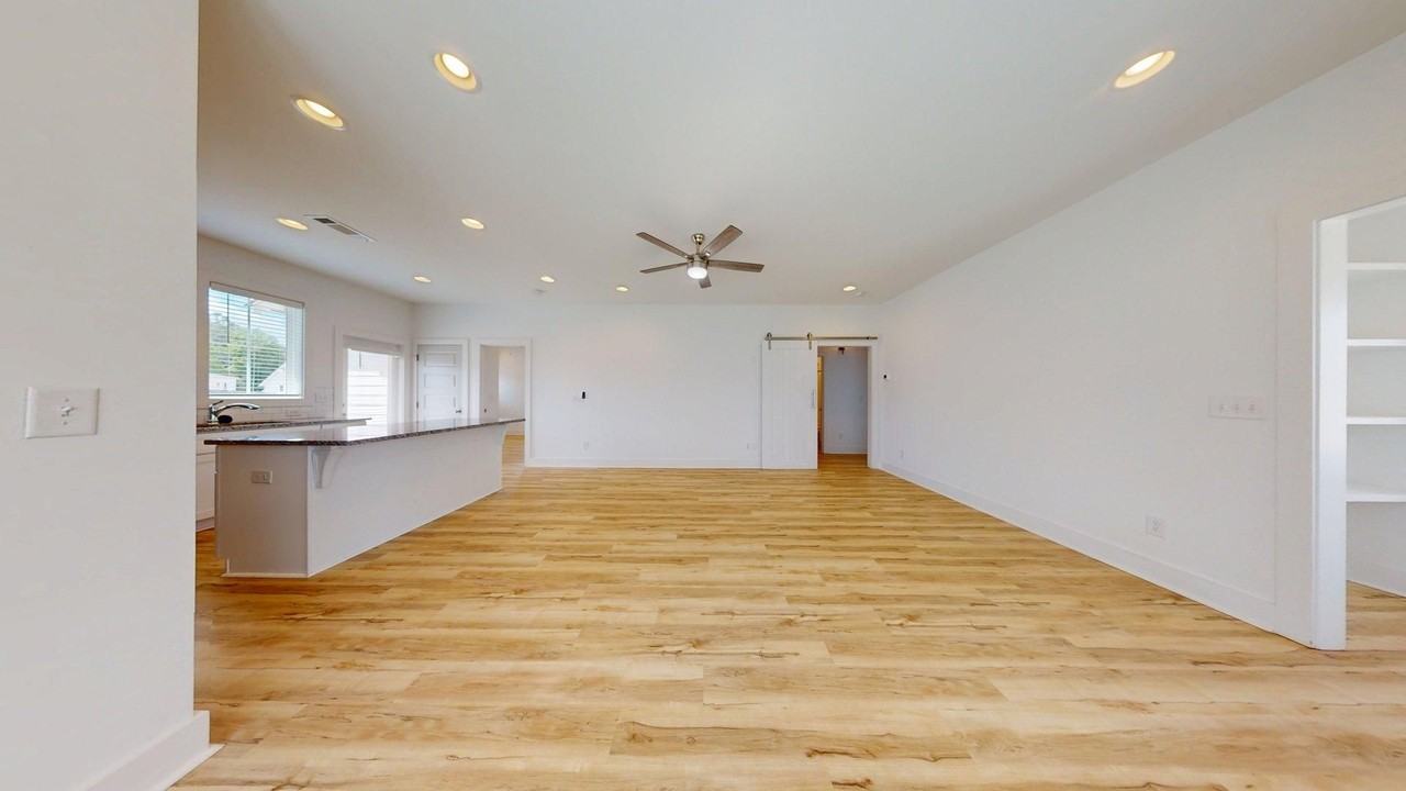 577 Piper Ave - Photo 4 of 16