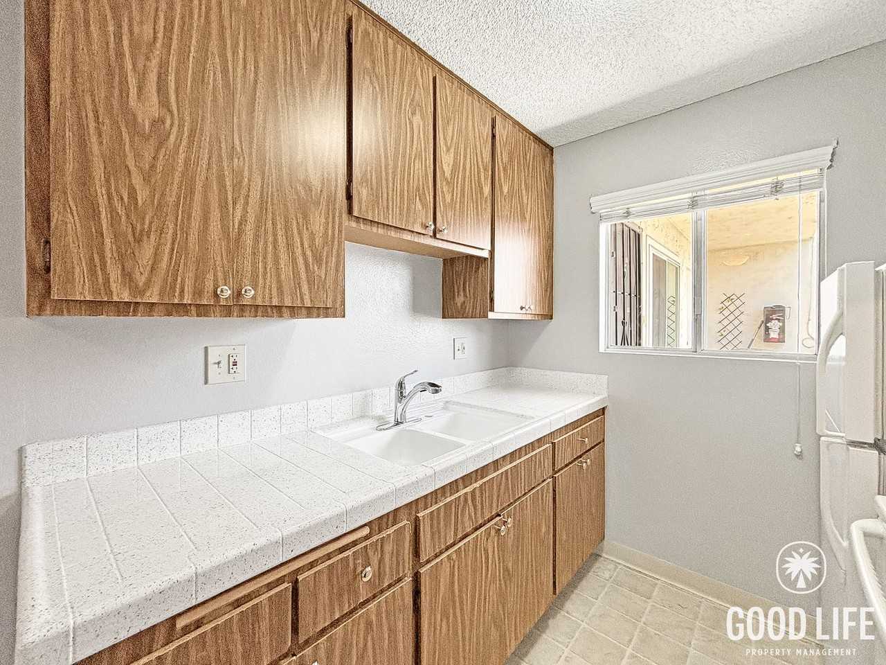 3727 Herman Ave #4 - Photo 3 of 17