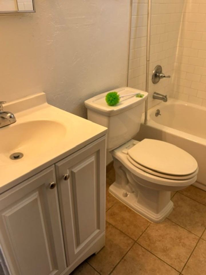 924 Palou St - Photo 5 of 6