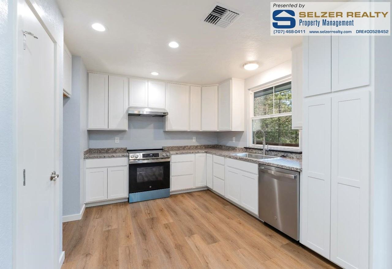 25053 Robin Cir - Photo 6 of 14