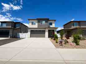 2452 Park Vista St #B - Photo 1 of 1