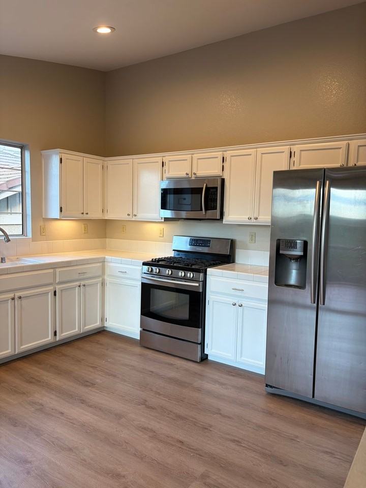 521 Westaire Blvd - Photo 4 of 18