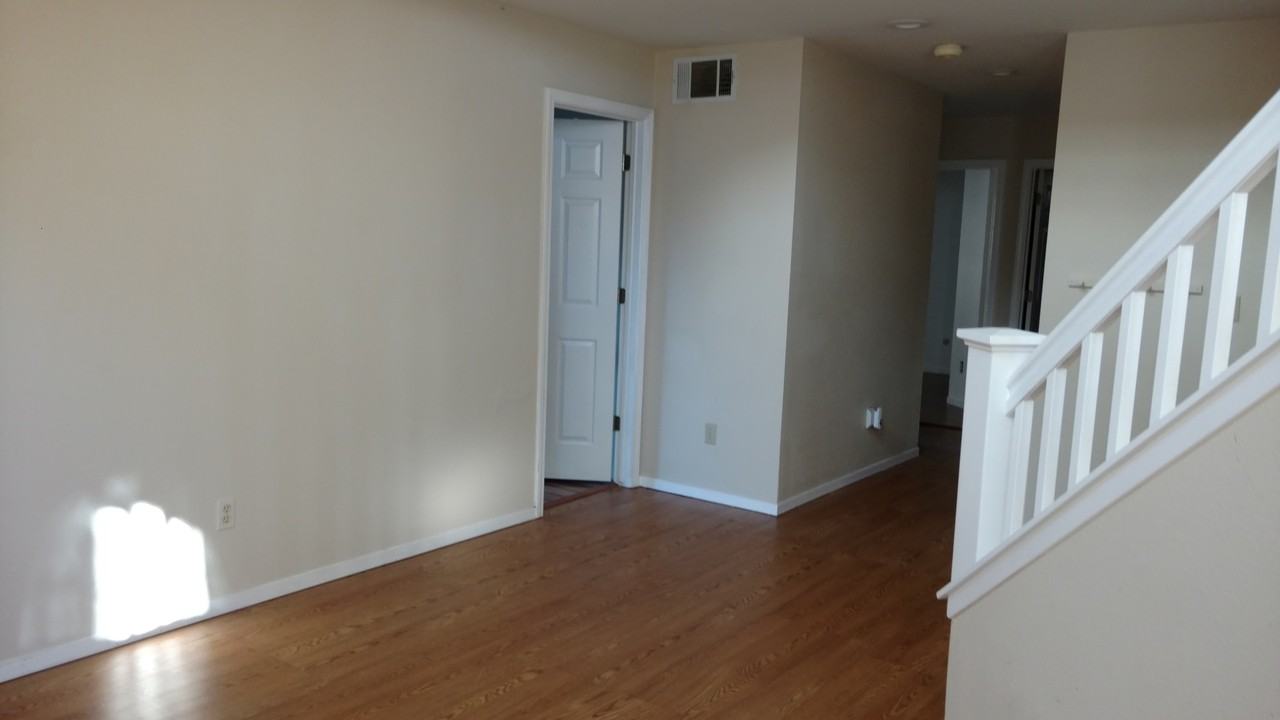 521 Westaire Blvd - Photo 6 of 18
