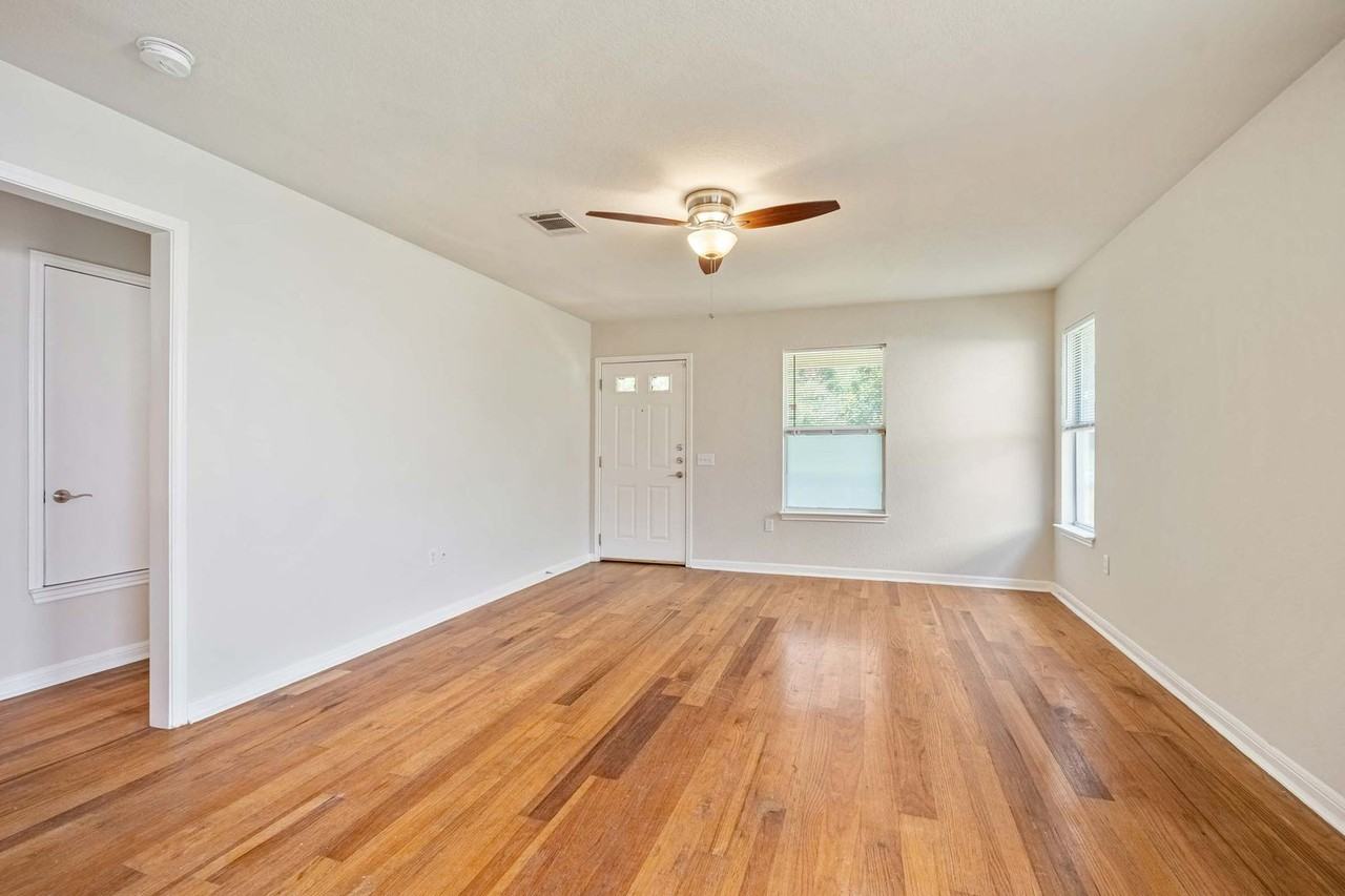 1502 Garden St - Photo 7 of 25