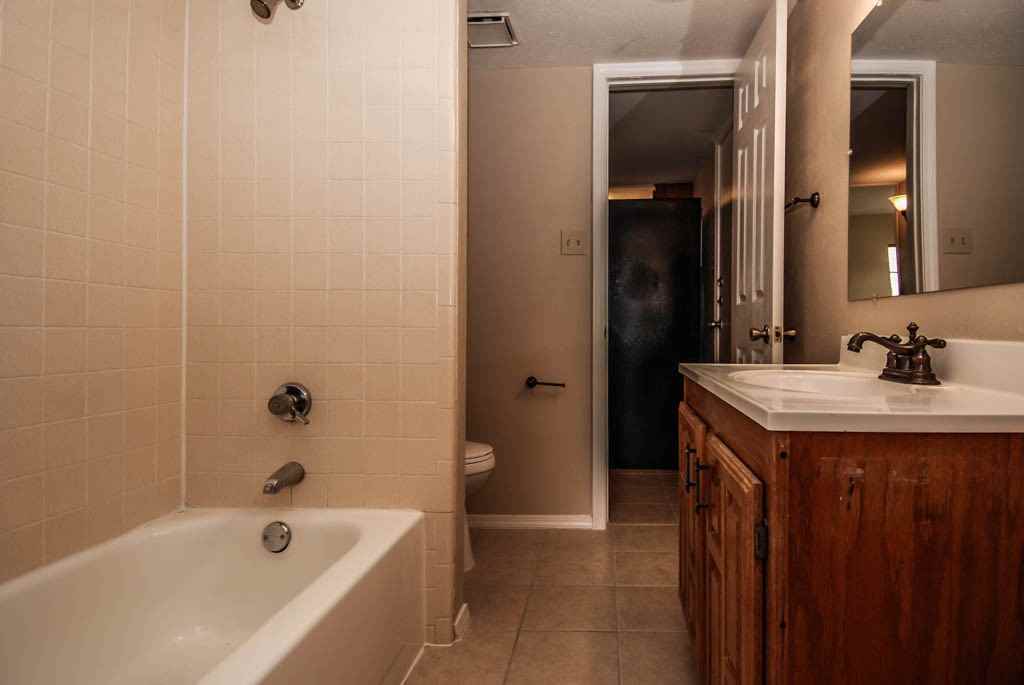 2984 Harbinger Ln - Photo 5 of 32