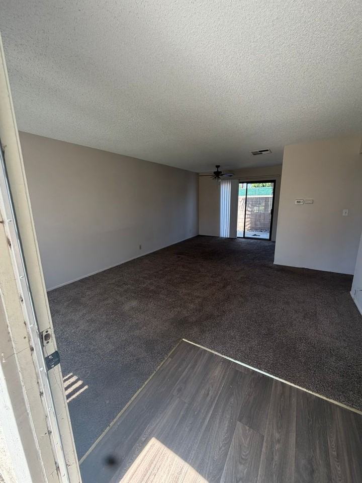 3241 Triumph Ln - Photo 2 of 37