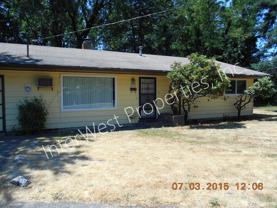 8438 Se Market St - Photo 1 of 1