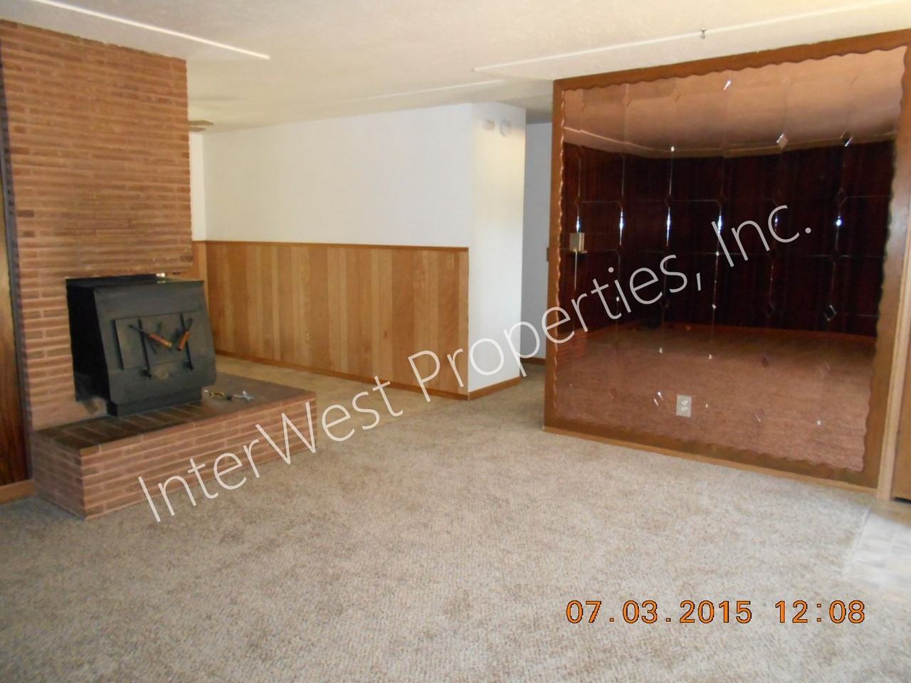 8438 Se Market St - Photo 7 of 20