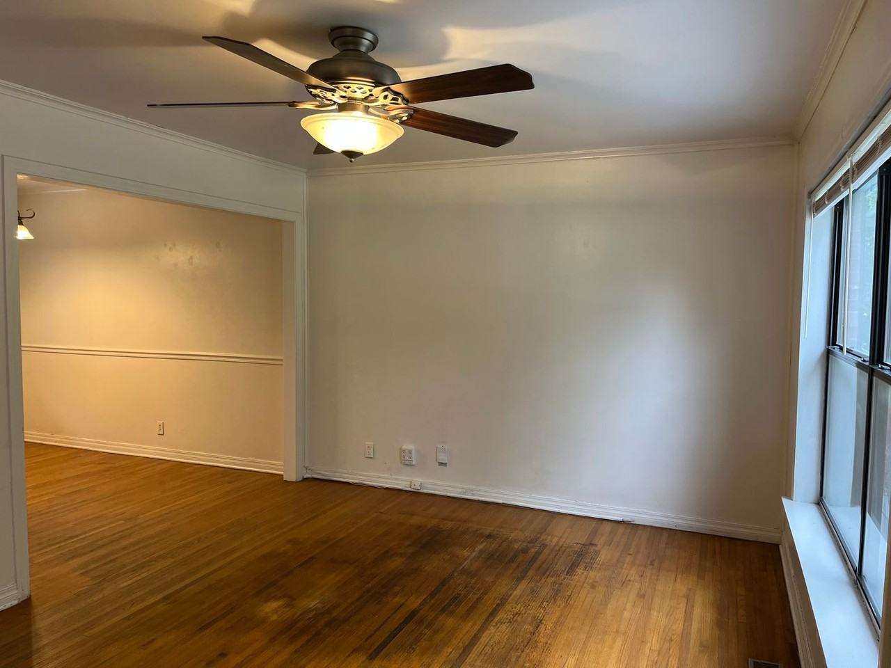 4676 S Saint Louis Ave - Photo 4 of 25
