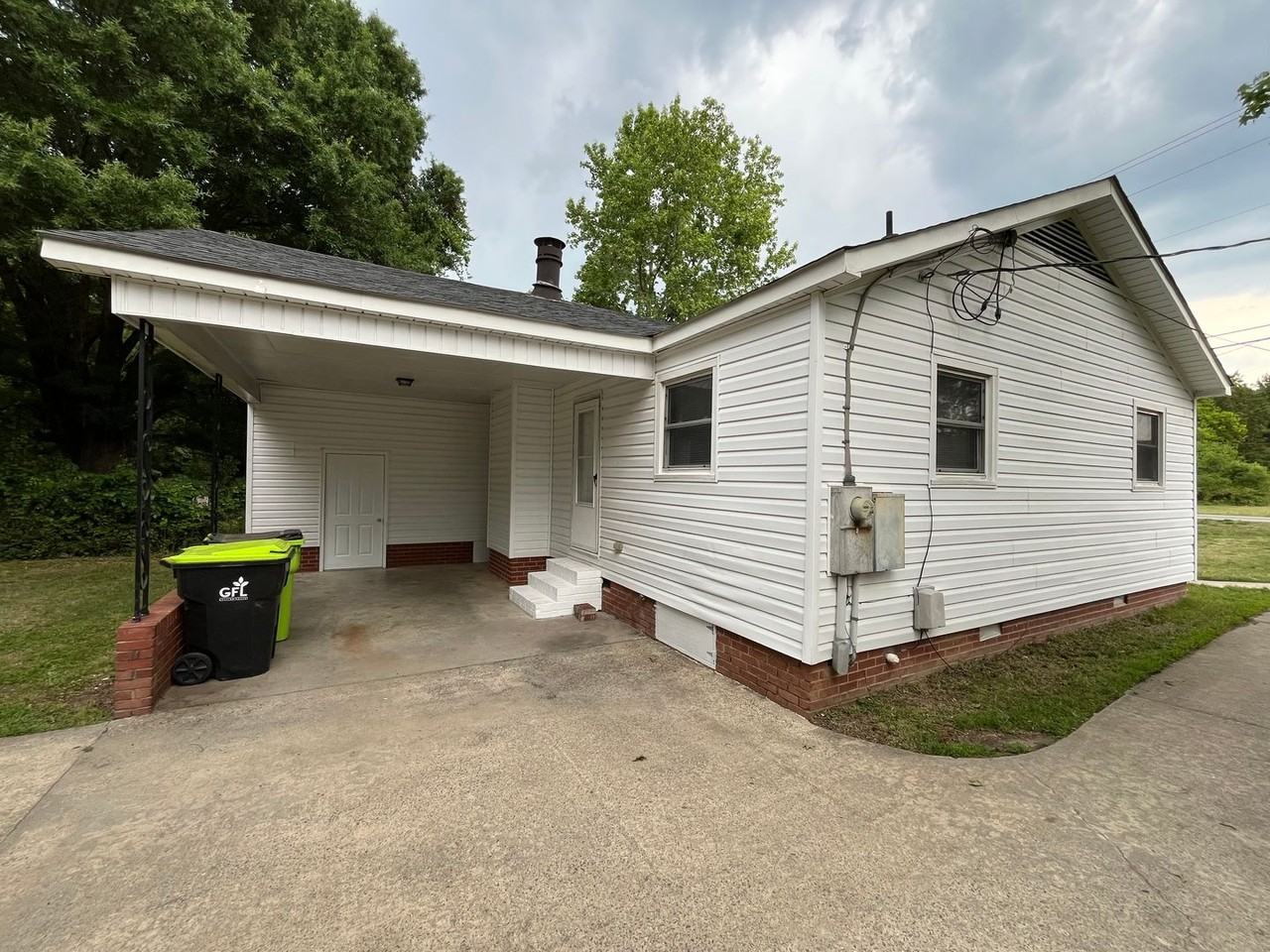 1206 N Nc Highway 49 - Photo 2 of 11