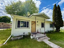 featured image of 9545 Cross St