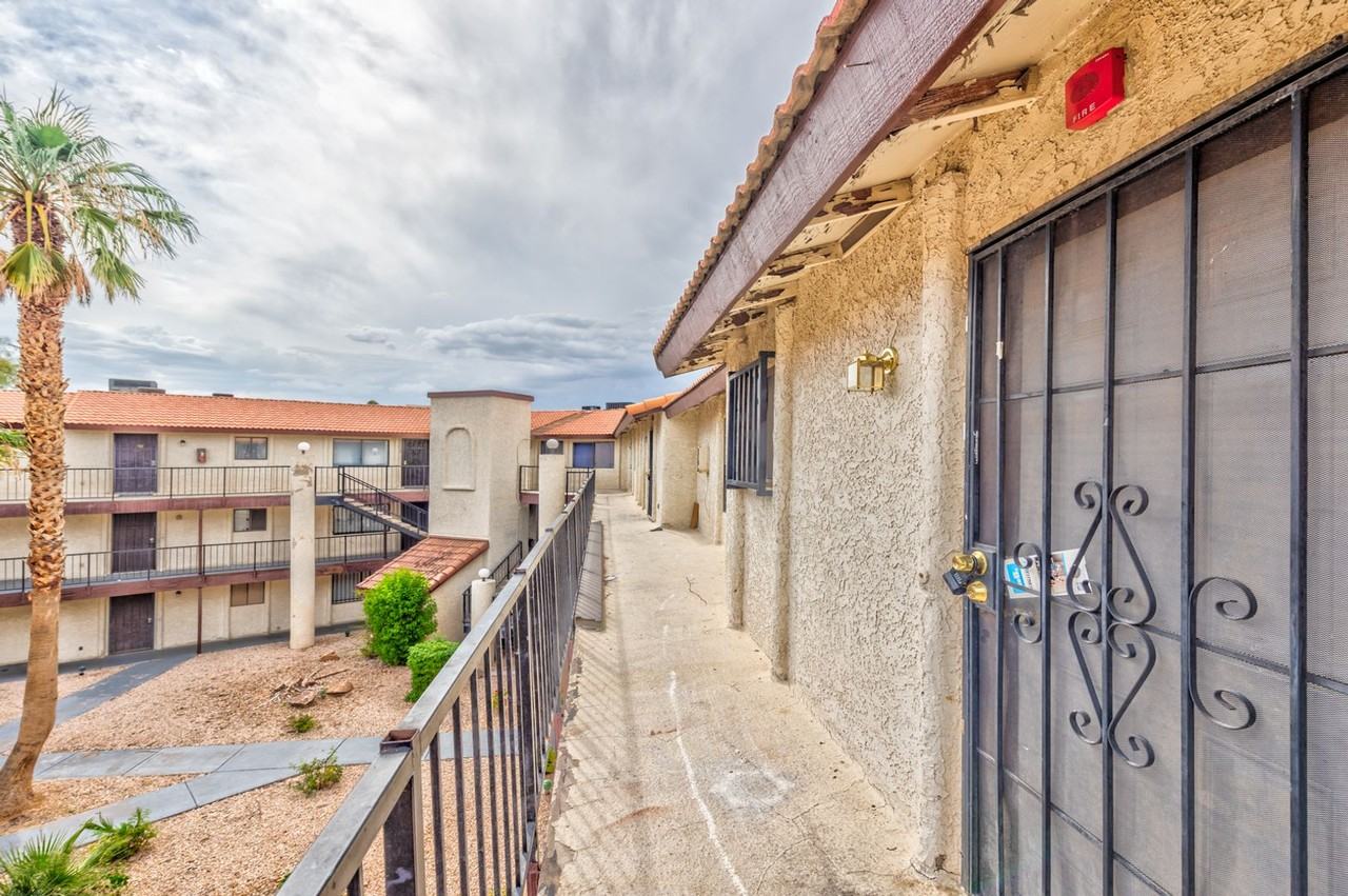 2080 Karen Ave Unit B63 #B63