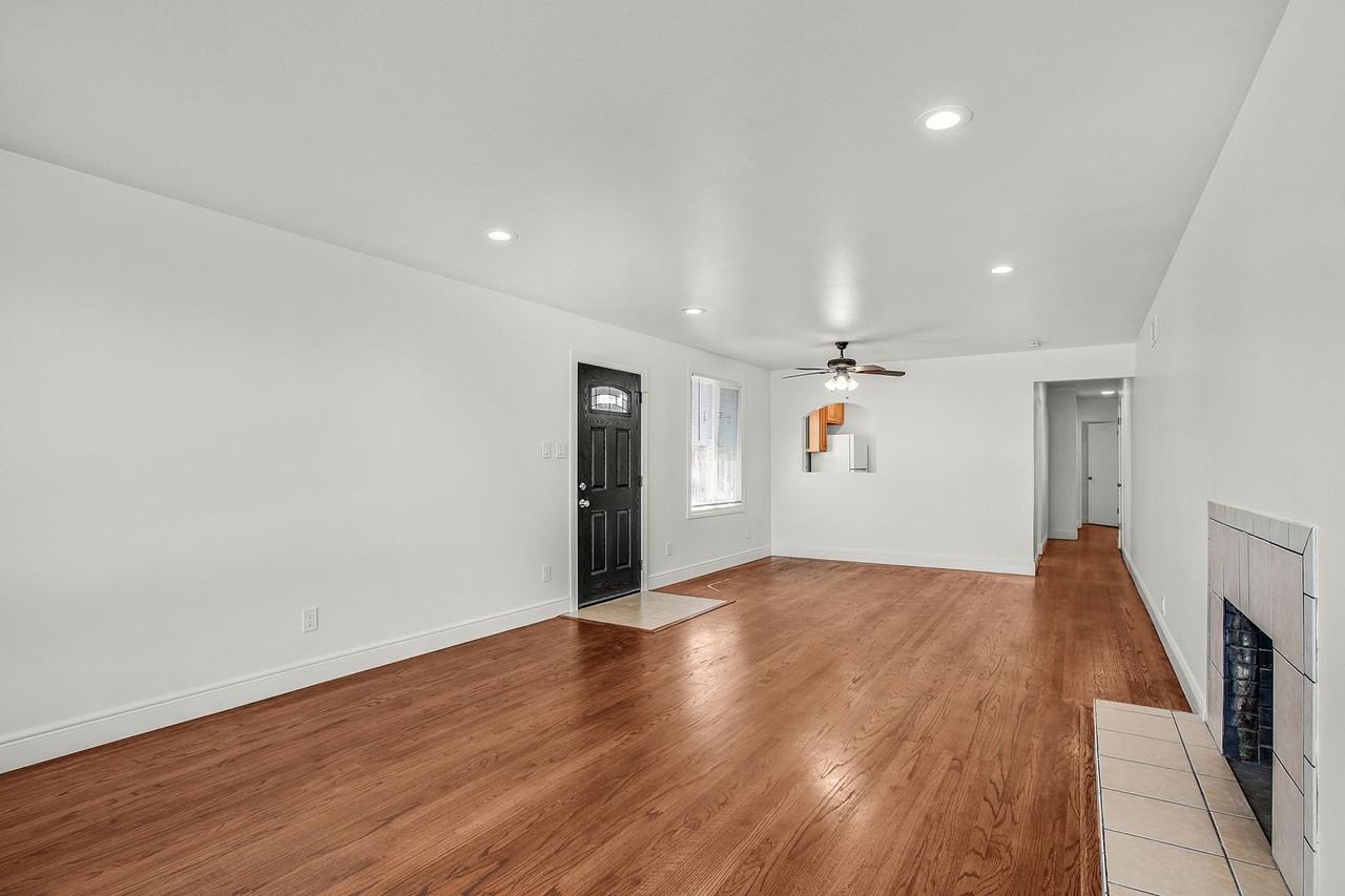 710 Skyline Dr - Photo 7 of 21