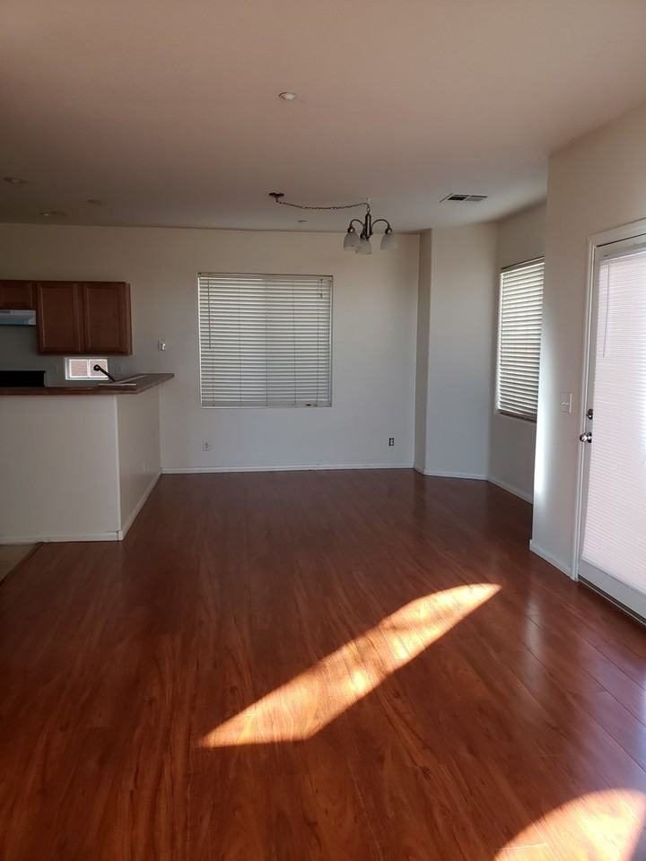 8904 Nautilus Vista Ct - Photo 7 of 43