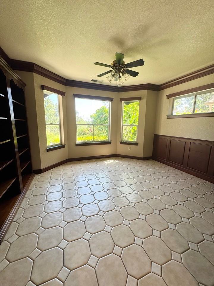 1855 Gold Hills Dr - Photo 6 of 26