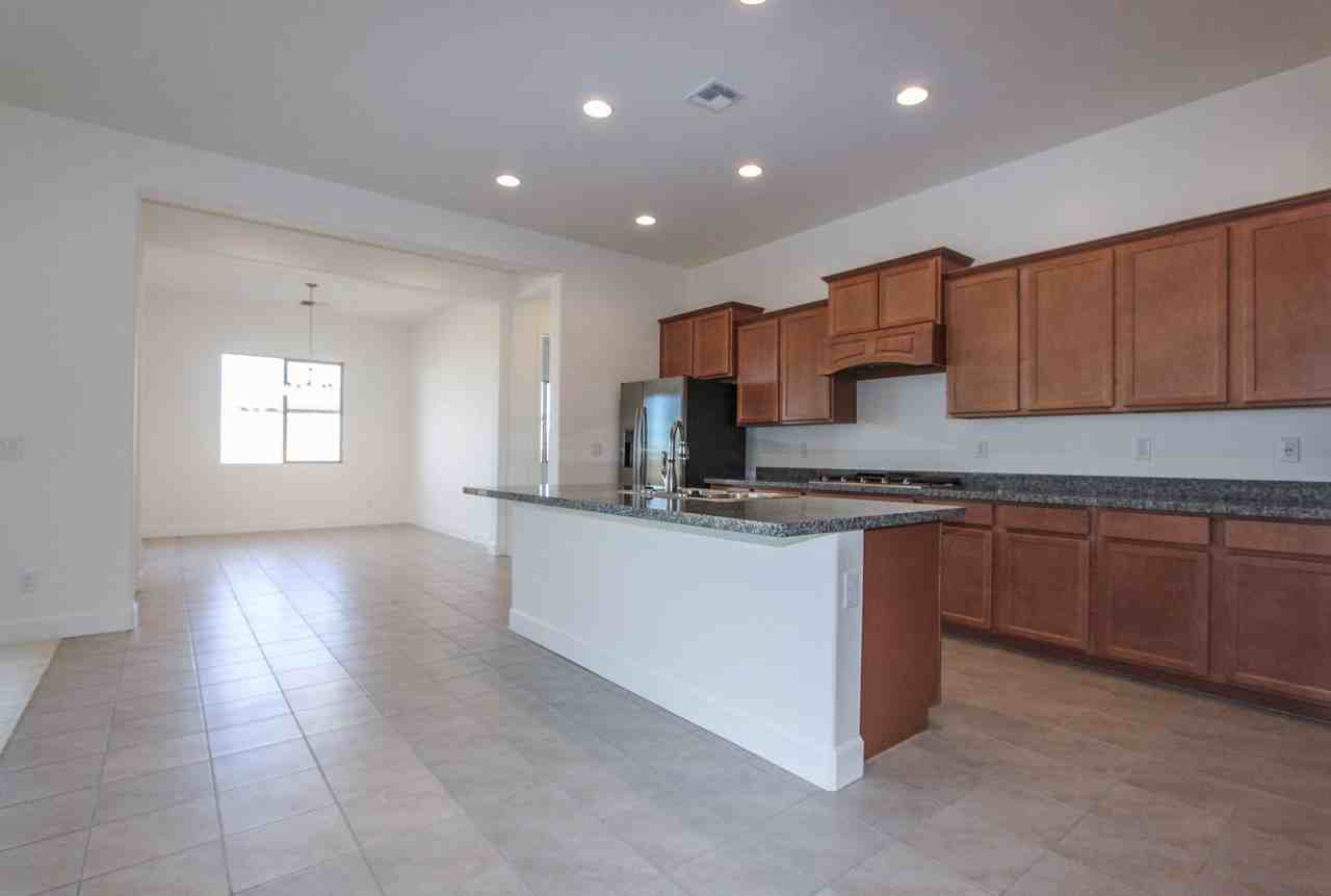 7890 E Hideaway Falls Ct - Photo 4 of 16