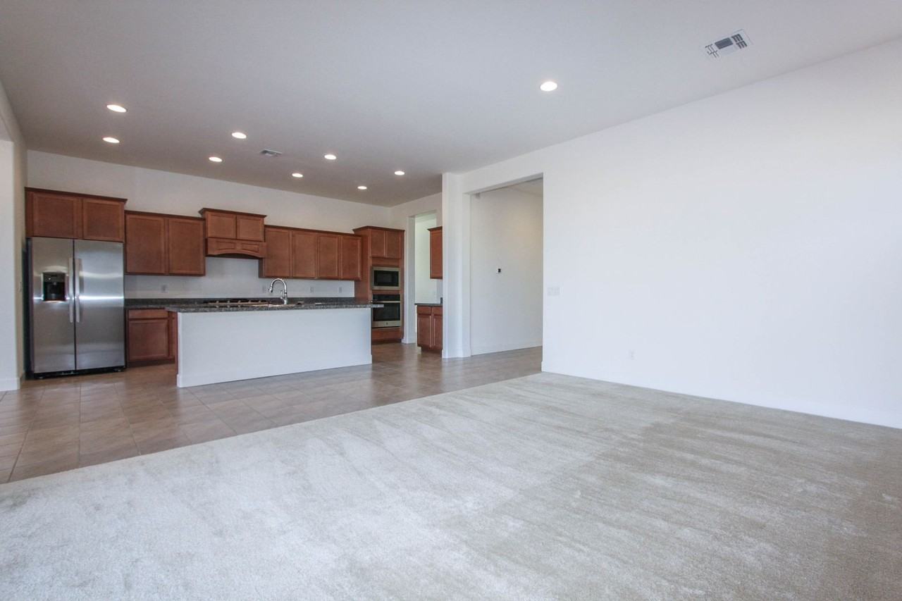 7890 E Hideaway Falls Ct - Photo 7 of 16
