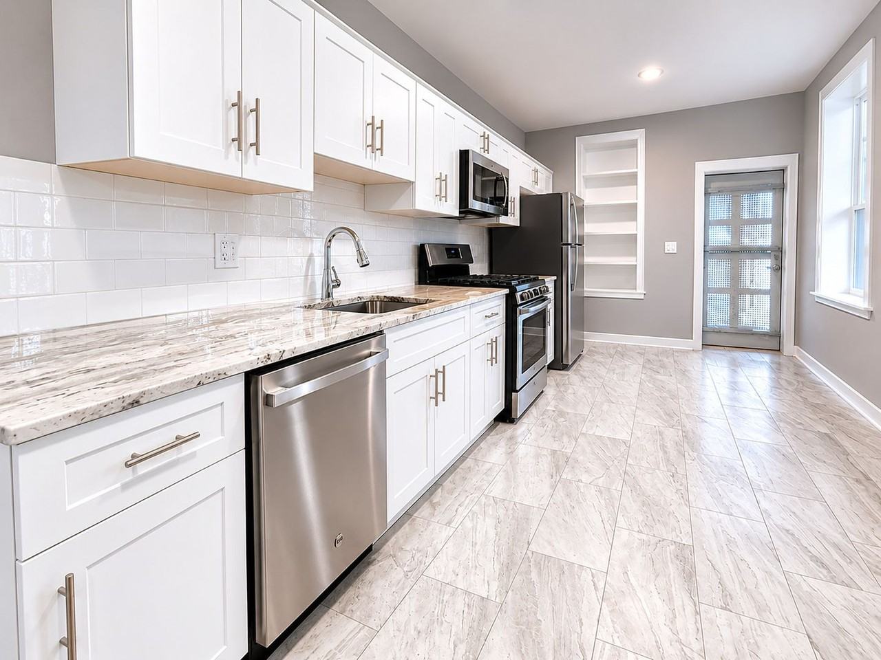 3124 W Montgomery Ave - Photo 6 of 32
