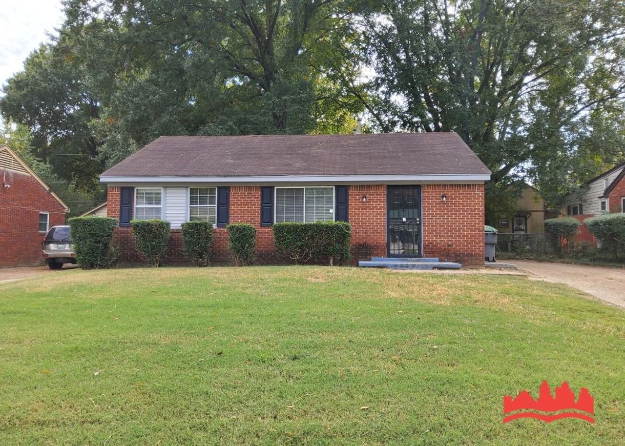 4095 Kenosha Rd - Photo 2 of 14