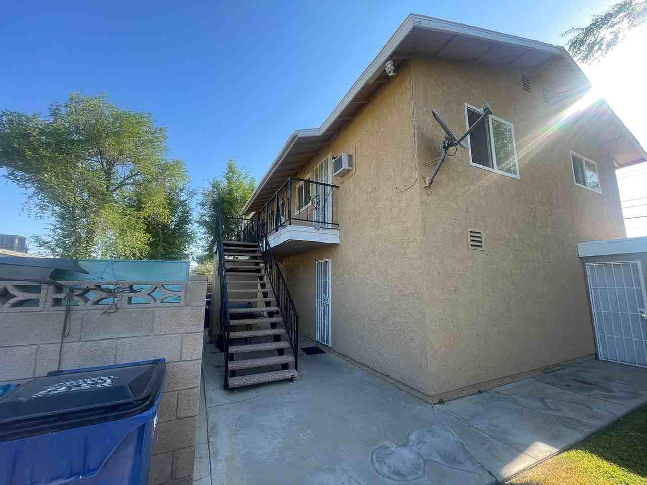 45442 10th St W - Photo 3 of 10