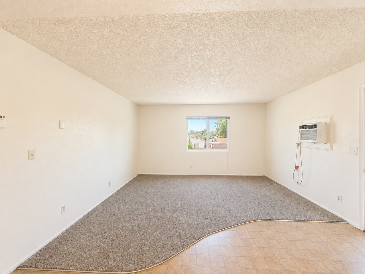 45442 10th St W - Photo 6 of 10