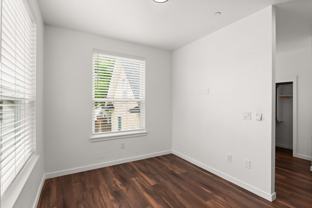 3773 N Vancouver Ave - Photo 1 of 1
